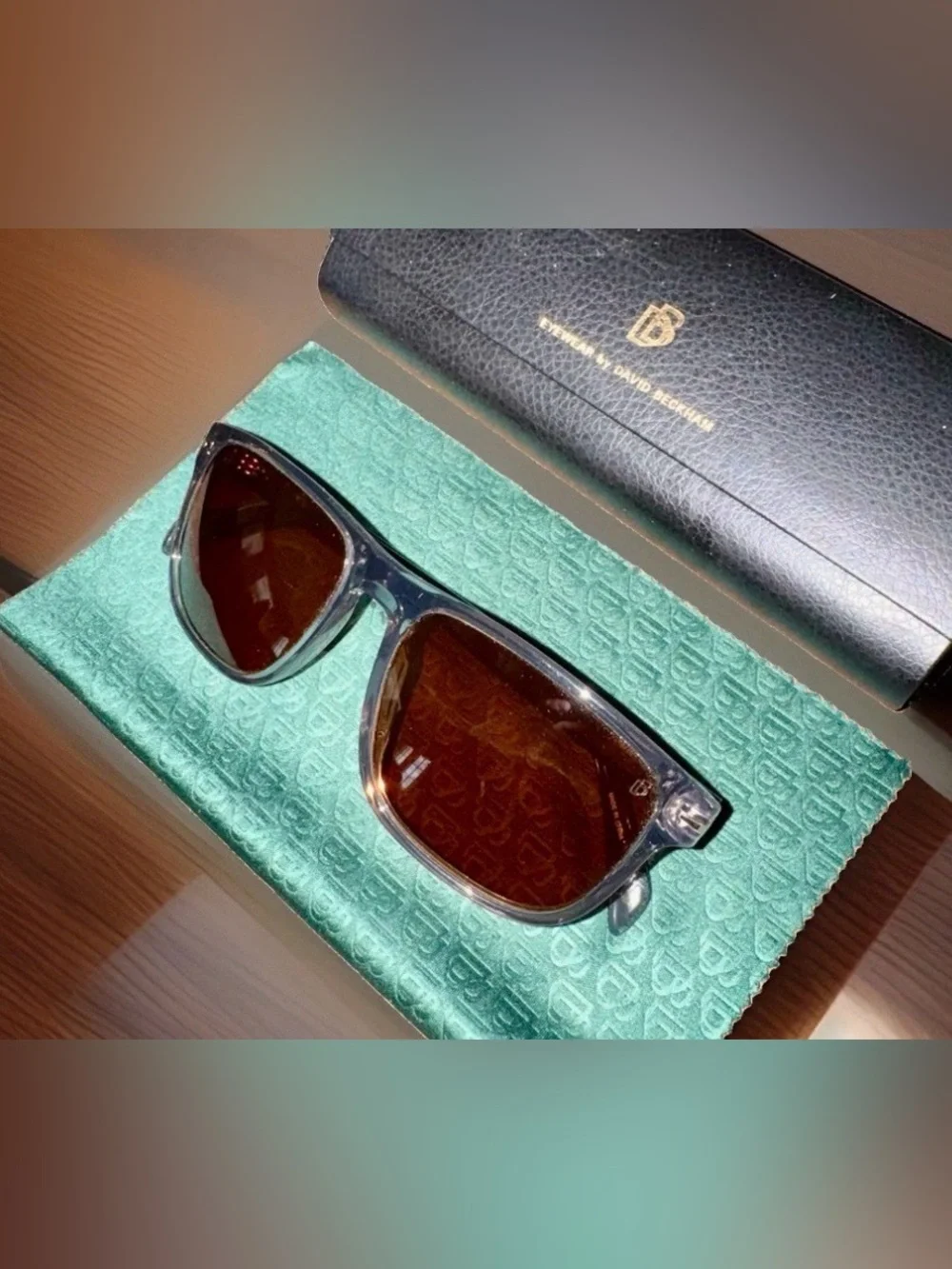 NEW David Beckham DB 1060/S KB770 Sunglasses - Transparent Grey / Brown + Kit